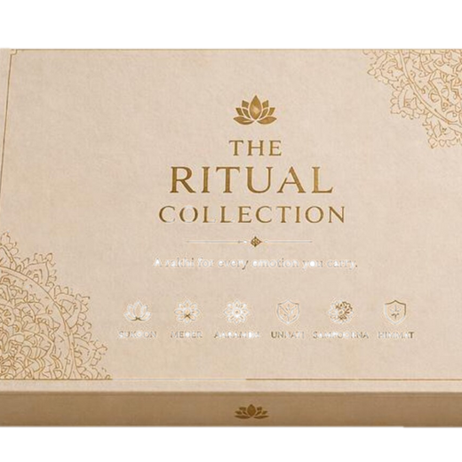 Luxury Rakhi Gift Hamper — Rakhi with Dry Fruits & Sweets