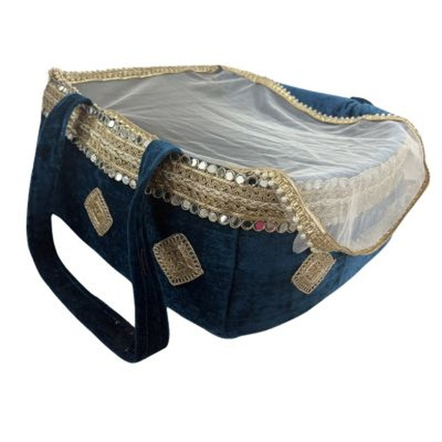 Morpankh carry basket — side angle with handle